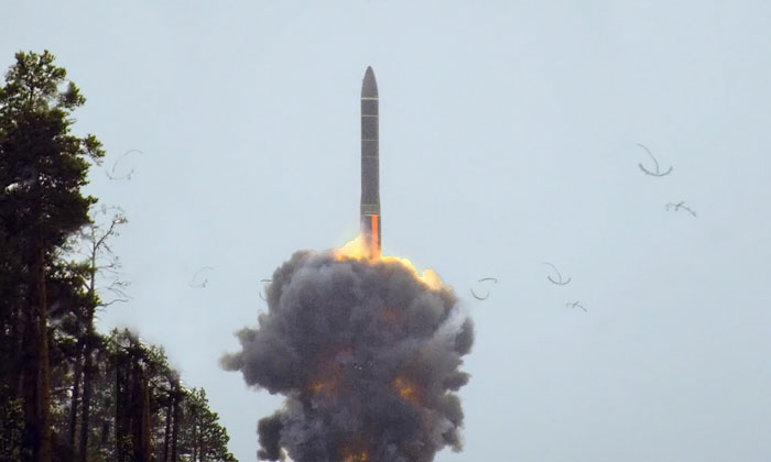 боевой железнодорожный ракетный комплекс