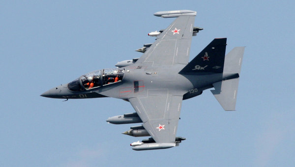 учебно-боевой самолет Як-130