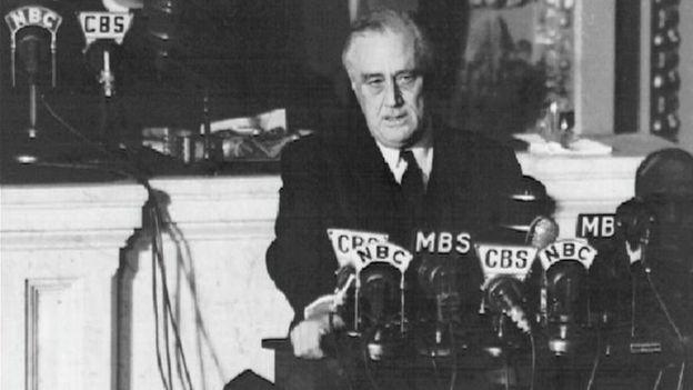 Ð¤ÑÐ°Ð½ÐºÐ»Ð¸Ð½ Ð ÑÐ·Ð²ÐµÐ»ÑÑ Ð¾Ð±ÑÑÐ²Ð»ÑÐµÑ Ð²Ð¾Ð¹Ð½Ñ Ð¯Ð¿Ð¾Ð½Ð¸Ð¸ (8 Ð´ÐµÐºÐ°Ð±ÑÑ 1941 Ð³Ð¾Ð´Ð°)