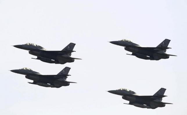 F-16