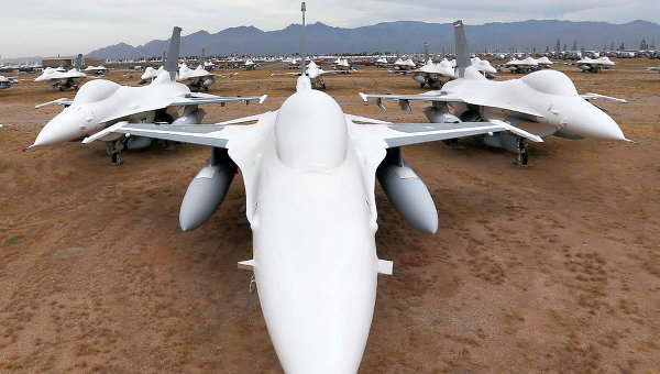 F-16